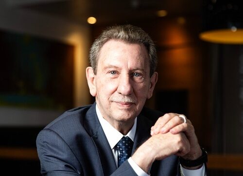 Artigo: FRENTE PARLAMENTAR INDUZ PROGRESSO À INDÚSTRIA