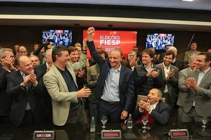 Com 99% dos votos válidos, Paulo Skaf é eleito presidente da Fiesp