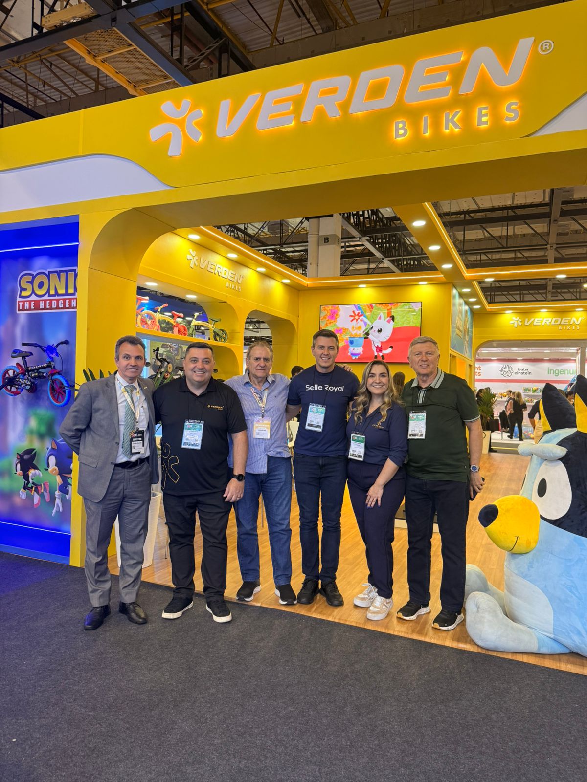 SIMEFRE prestigia associada Verden Bikes durante a Feira do Brinquedo